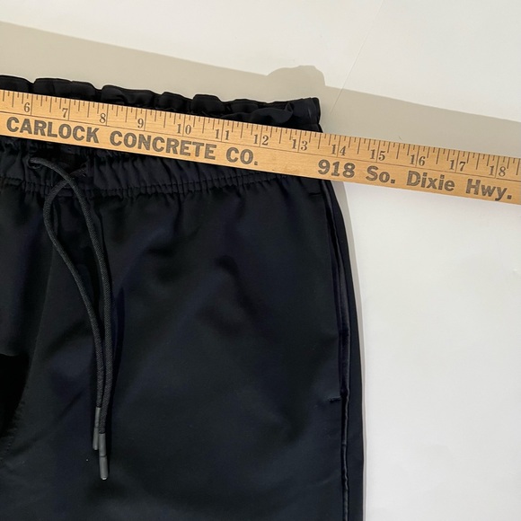 Athleta Black Metropolis Jogger Pants - Picture 8 of 10